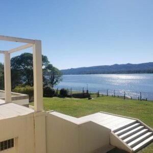 VILLA CARLOS PAZ: Exclusiva Propiedad en VILLA DEL LAGO